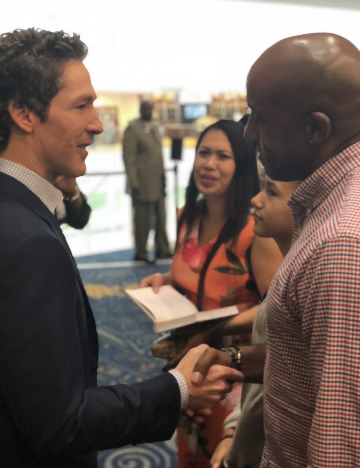 Dr. Dexter King meeting Pastor Joel Osteen